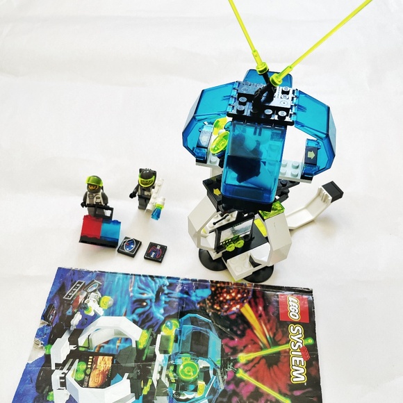 LEGO 6899 Exploriens Nebula Outpost 100% Complete with Instructions from 1996 - Picture 1 of 6